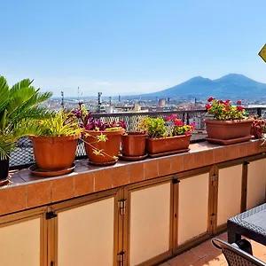 https://11-floor-with-panoramic-view-on-the-vesuvio.hotels-amalfi.com